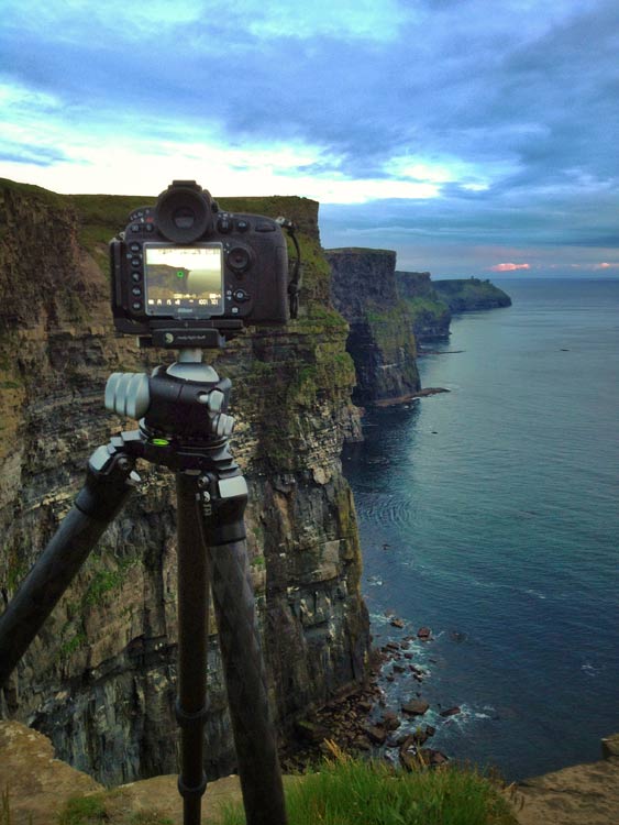Travel Photography - Behind The Scenes - Ireland Cliffs of Moher Travel Photography - Behind The Scenes - Ireland Cliffs of Moher