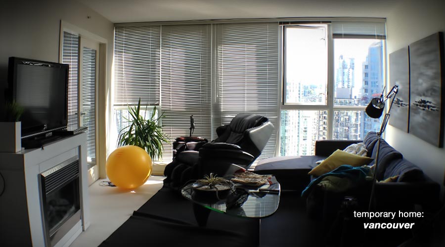 location-independent-airbnb-home-vancouver location-independent-airbnb-home-barcelona
