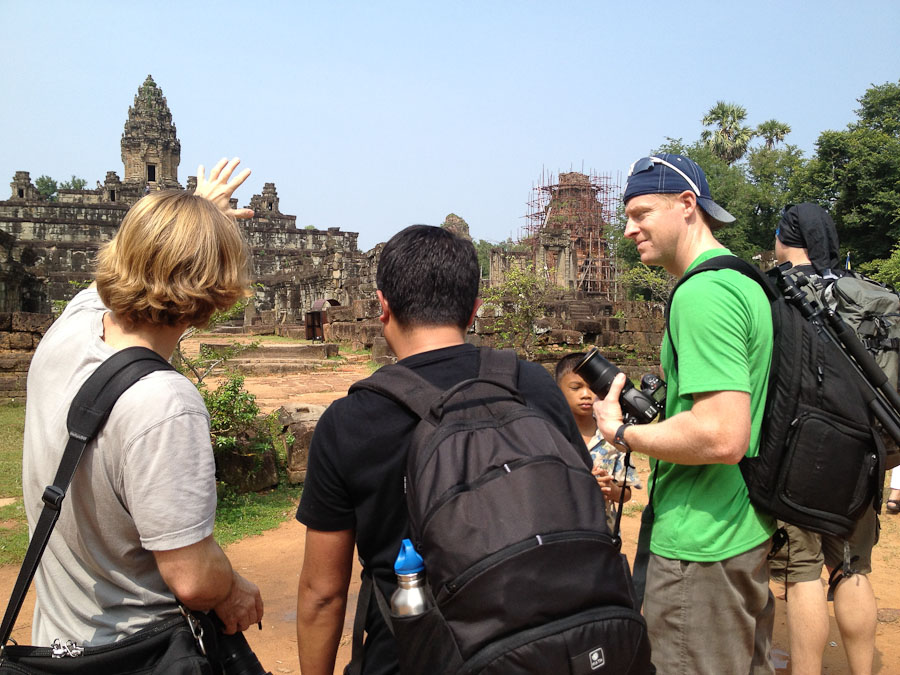 2012-workshop-cambodia-teaching-temple