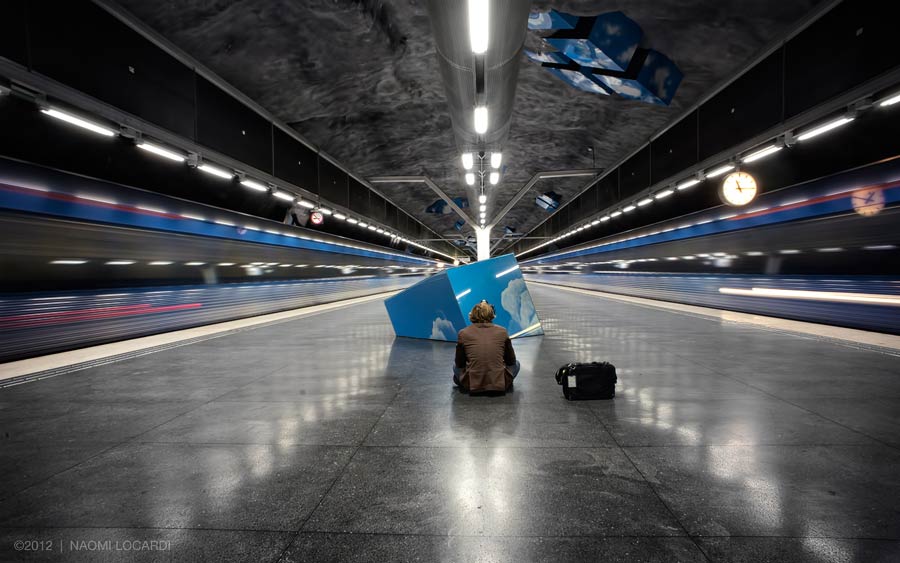 Elia-Vreten-BTS-Stockholm-Underground-900